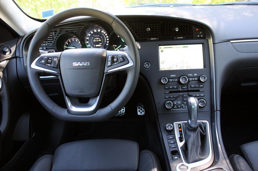  Saab 9-5 Sedan 2010 года  (фото 30 из 199)